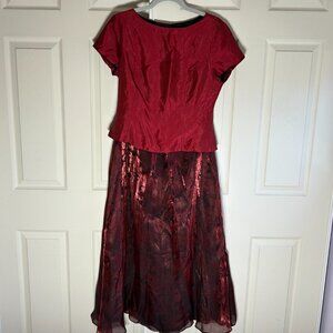 Coty Burgundy formal A-Line skirt and top set , Made in USA Size L fits a 10